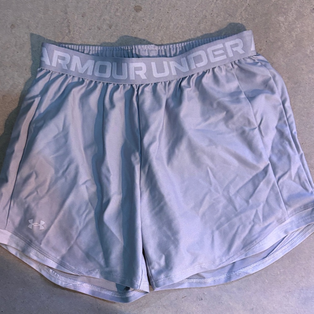 Under Armour Women's Light Gray Athletic Shorts
